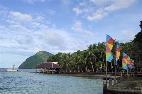 Mantangale Alibuag Dive Resort.